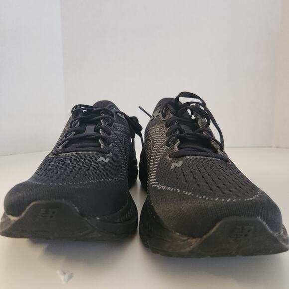 New Balance Women's Fresh Foam X 860 V13, Black/Lead/Black Metallic, 8.5 - Picture 3 of 8